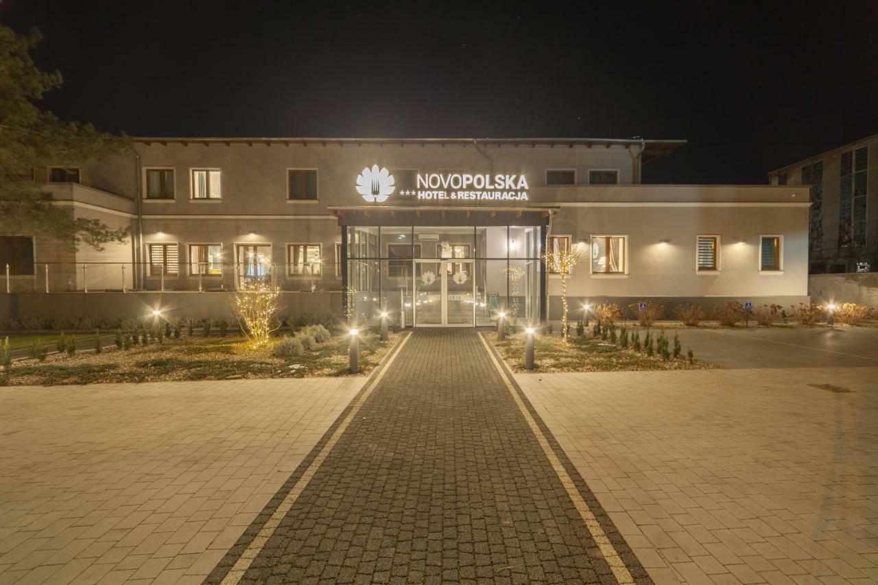 Novopolska - Hotel I Restauracja Kościan 外观 照片