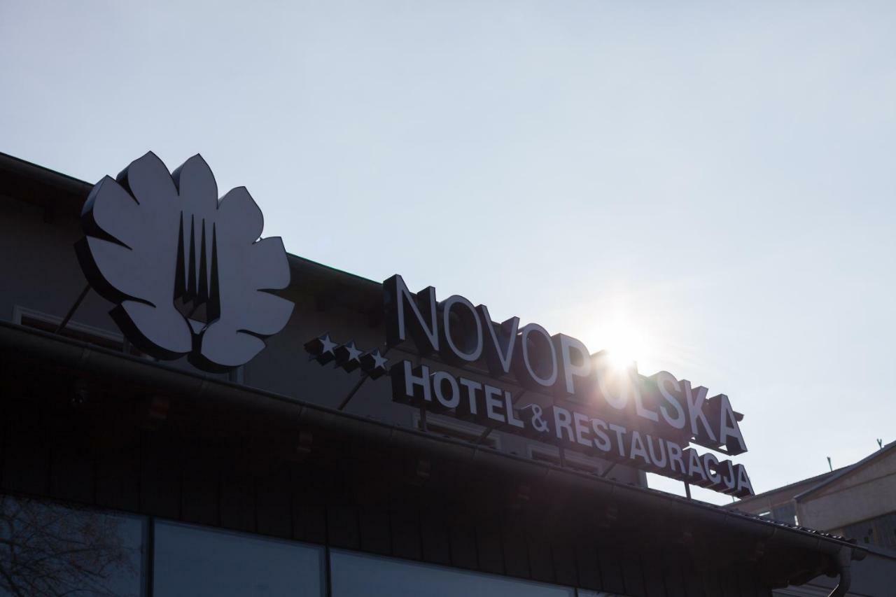 Novopolska - Hotel I Restauracja Kościan 外观 照片